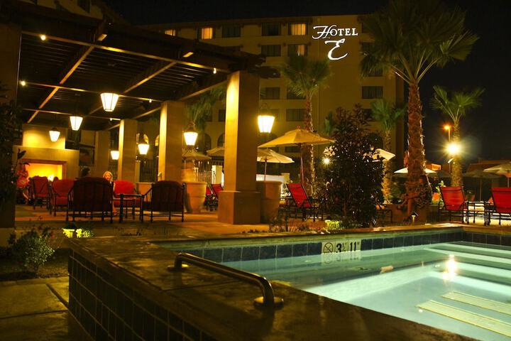 Pool 4 of 44
