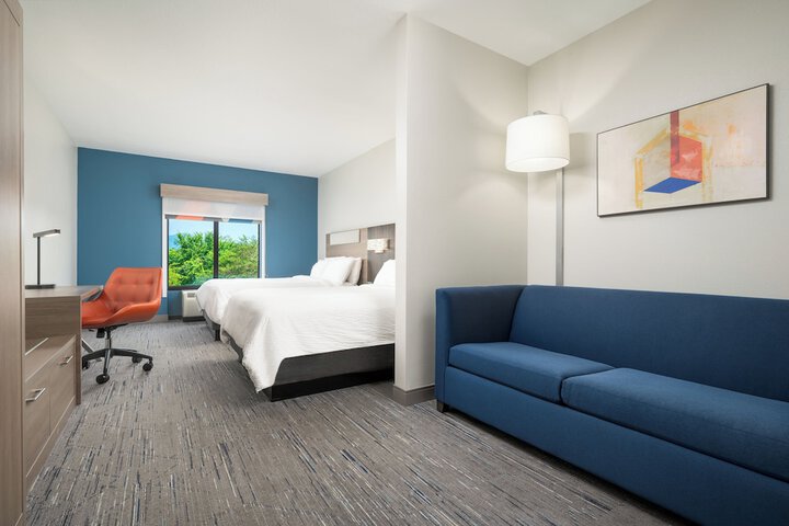 Room 43 of 57