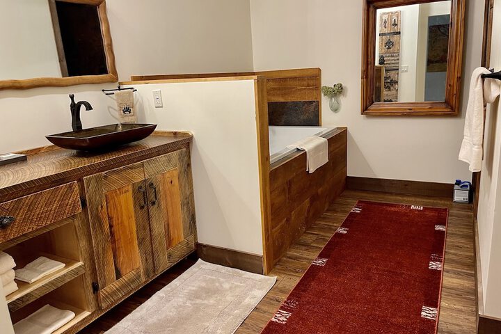 The Dogwood Inn
