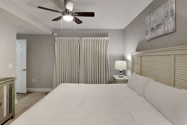 Room 295 of 394