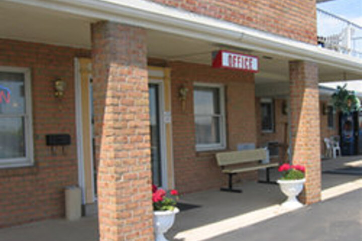 Hotel 5 of 56