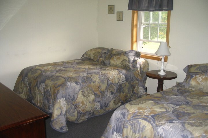 Room 83 of 91