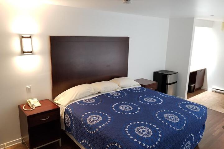 Room 10 of 29