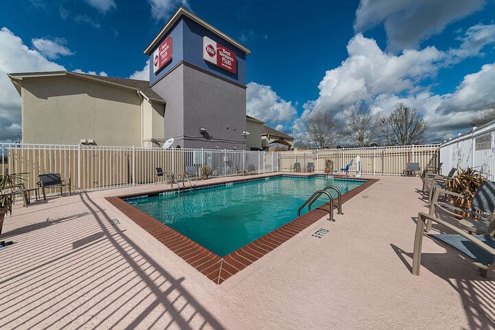 Pool 5 of 53