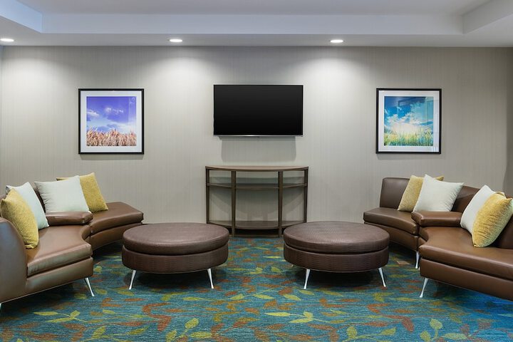 Candlewood Suites Grove City - Outlet Center by IHG