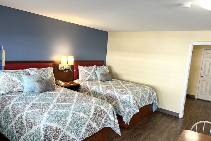Room 18 of 33