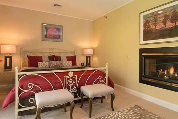 Stone Hill Inn