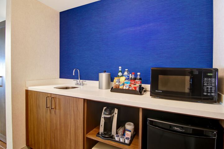 Room 42 of 69