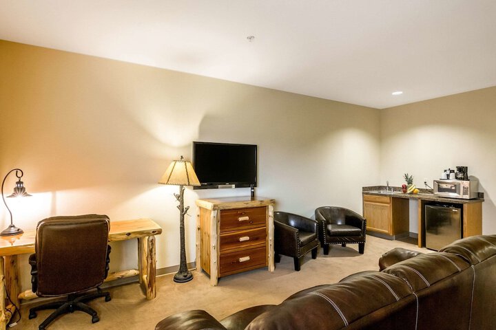 Room 14 of 28