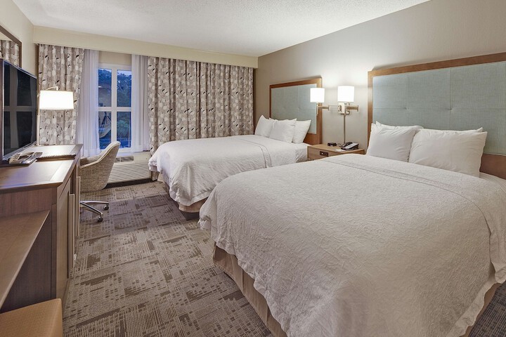 Room 12 of 27