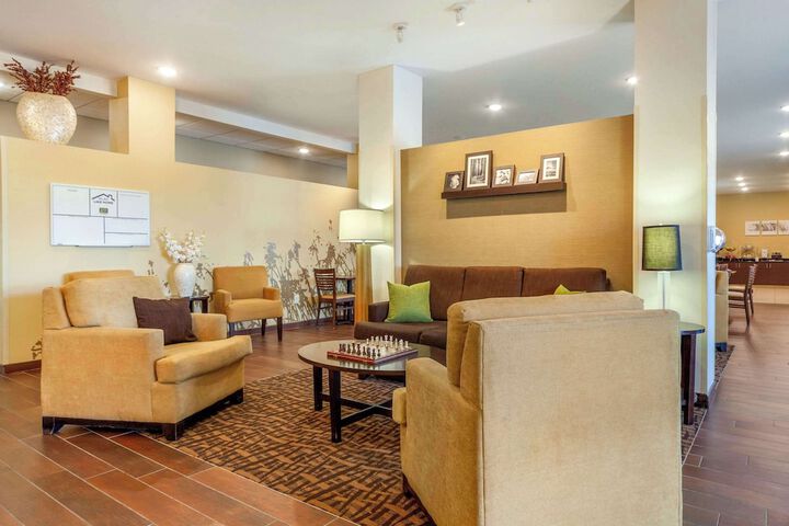 Hotel Interior 10 of 53