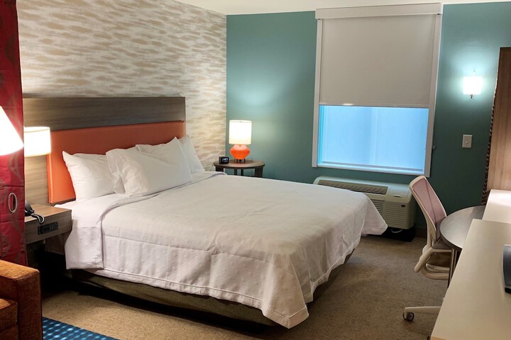 Room 16 of 25