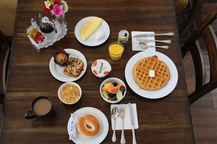 Breakfast/Coffee Service 44 of 53
