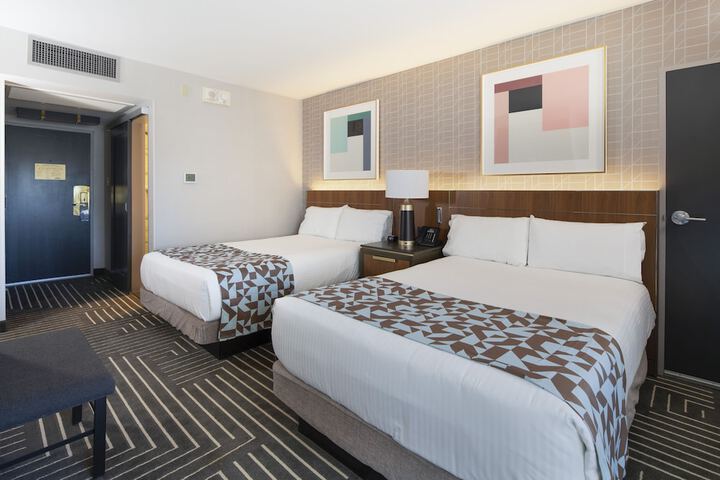 Room 8 of 21
