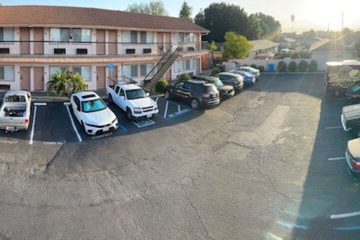 Hotel 6 of 23
