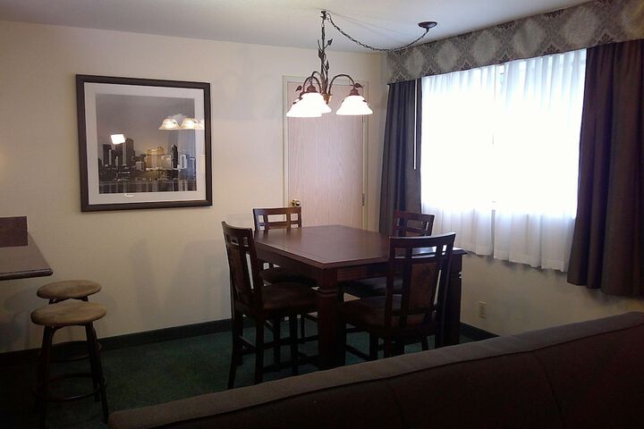 Room 31 of 40