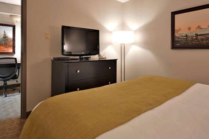 Room 32 of 58