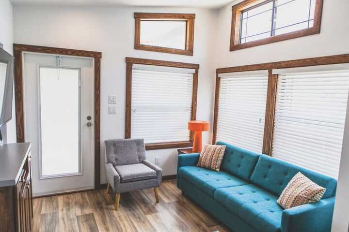 Room 12 of 15