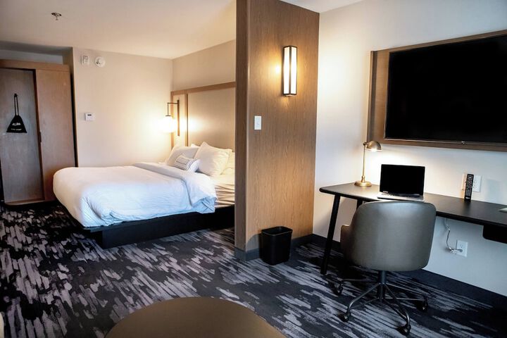 Room 15 of 31