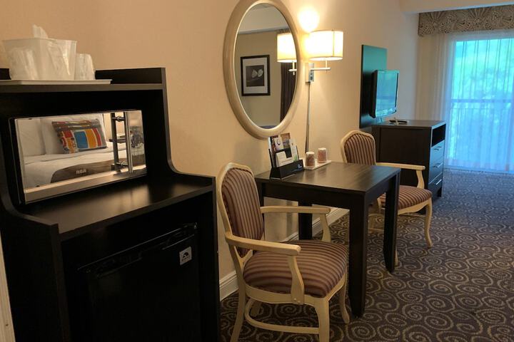 Room 20 of 48