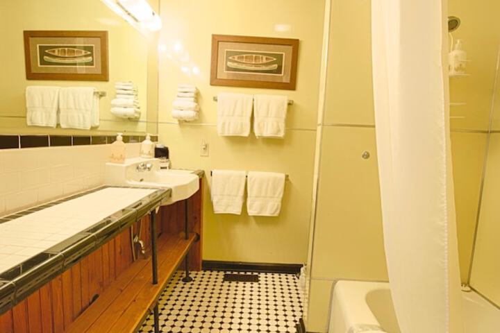 Historic Tapoco Lodge Resort