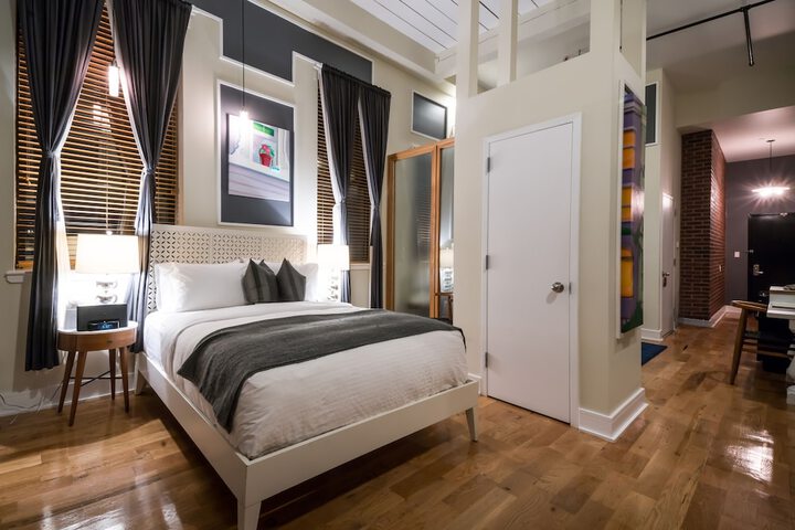 Room 61 of 81