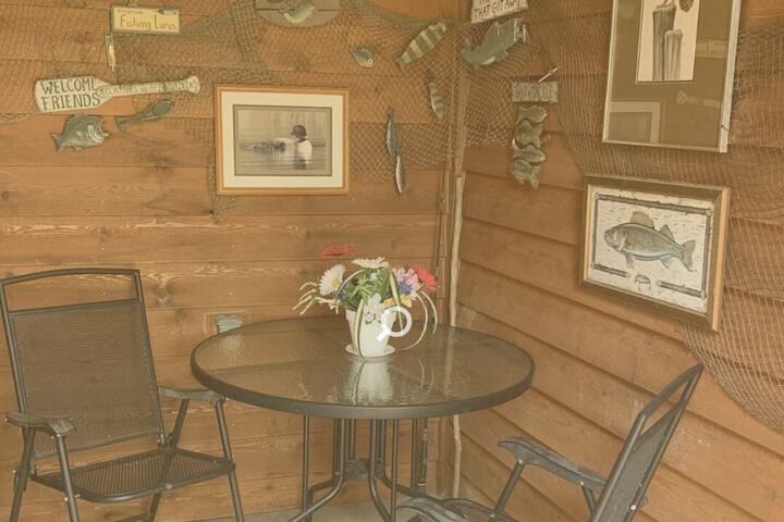 Room 20 of 39