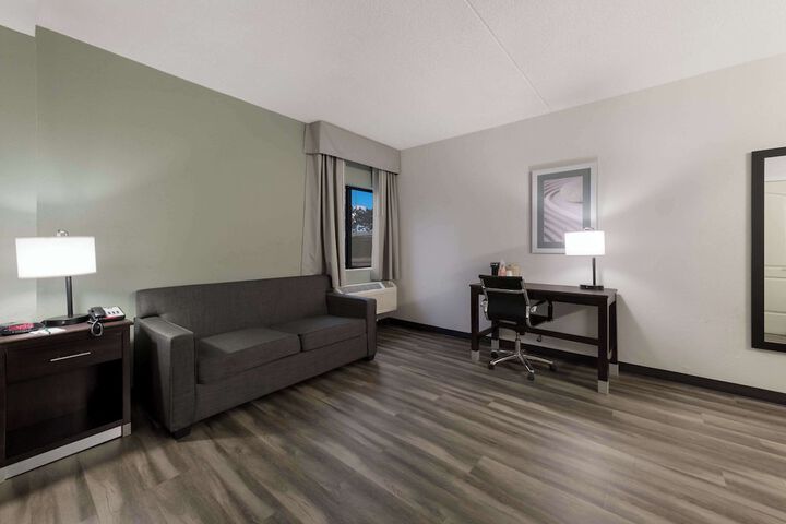 Room 40 of 52