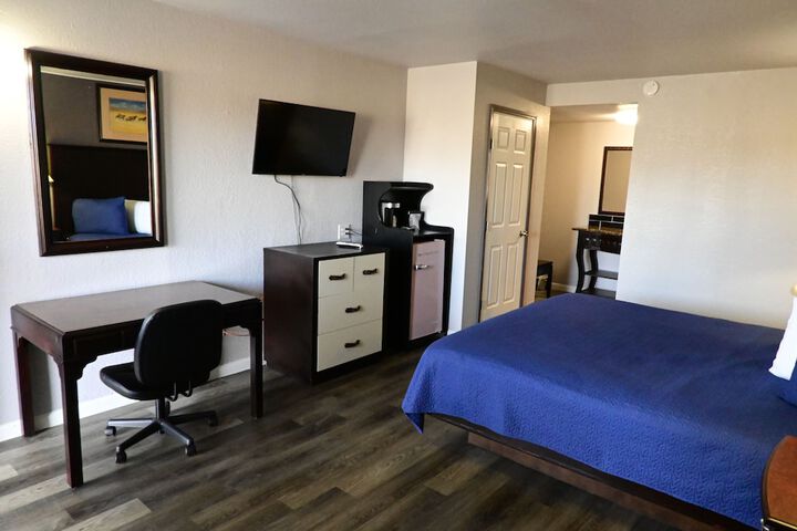 Room 63 of 87