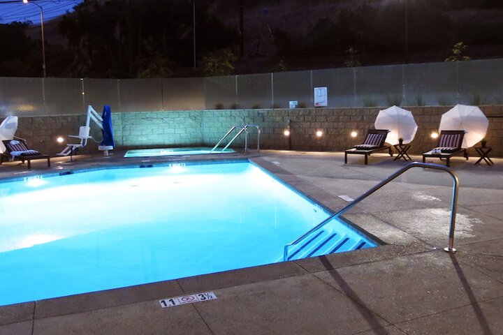 Pool 6 of 61