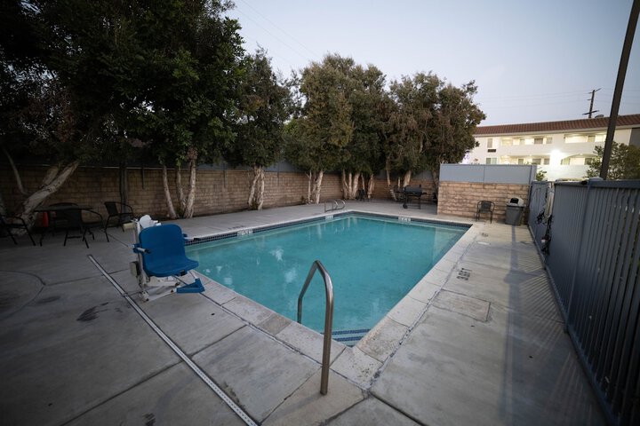 Pool 4 of 67