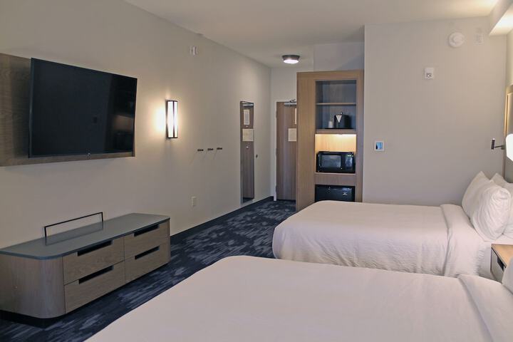 Room 21 of 41