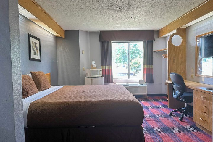 Classic Inn by Townhouse American Way Memphis I 240