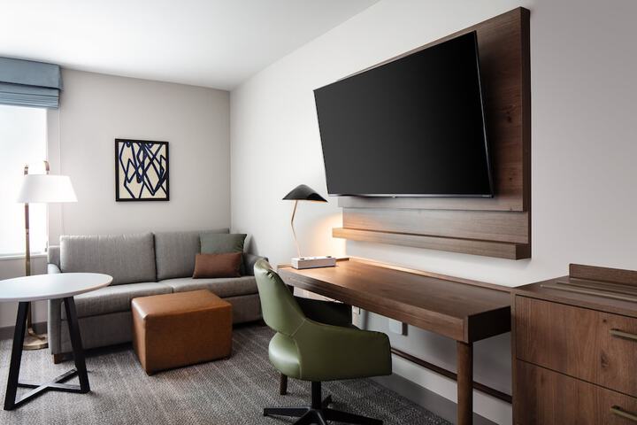 Staybridge Suites Iowa City Coralville by IHG