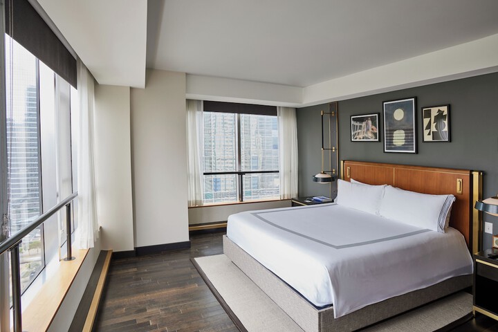 Room 51 of 114