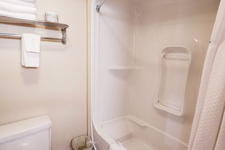Room 15 of 17