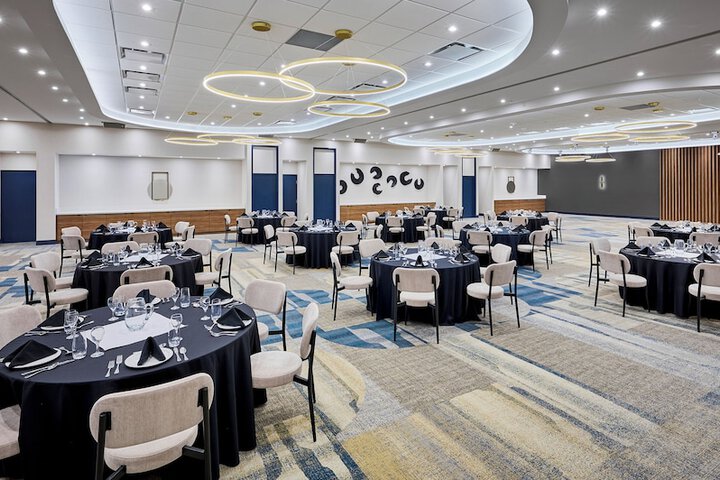 Candlewood Suites Burlington Conference Centre by IHG