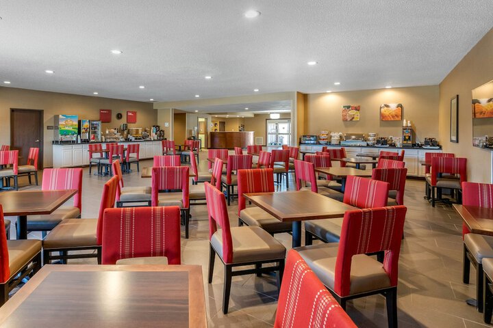 Comfort Suites Cedar Falls Industrial Park