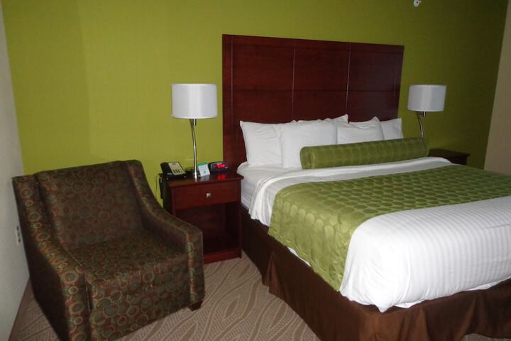 Room 17 of 32