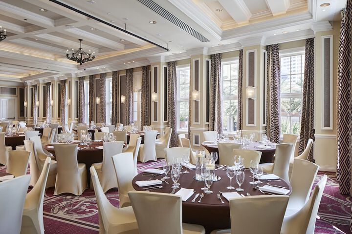 Ballroom/Hall 56 of 70