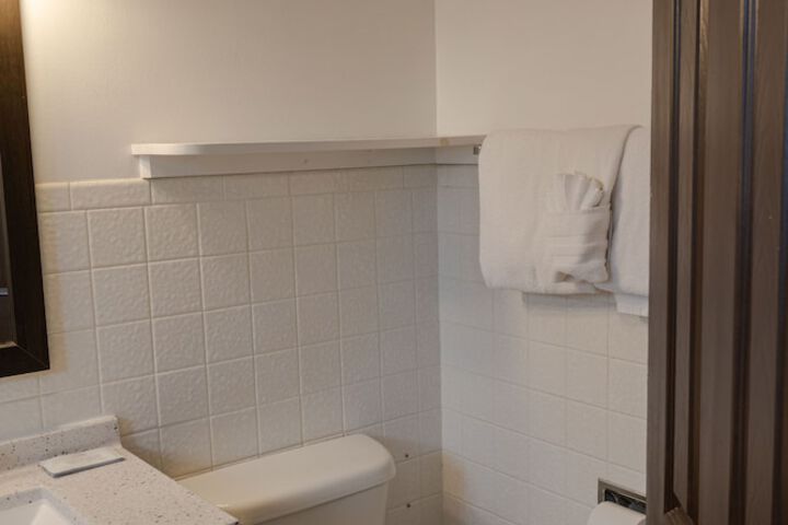Room 133 of 164