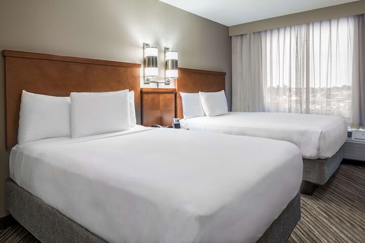 Hyatt Place Bentonville / Rogers