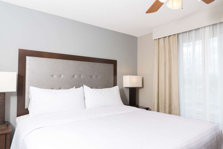 Homewood Suites by Hilton Bloomington