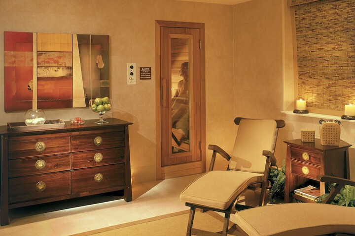 Crowne Pointe Historic Inn & Spa - Adults Only