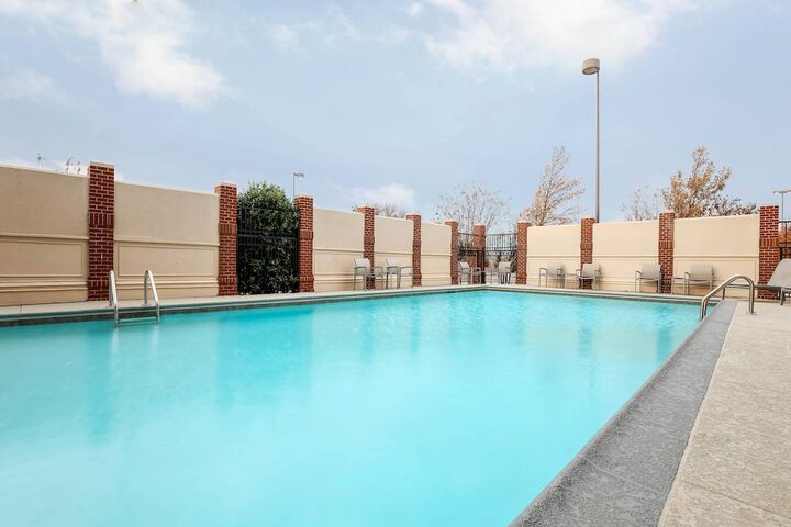 Pool 2 of 25
