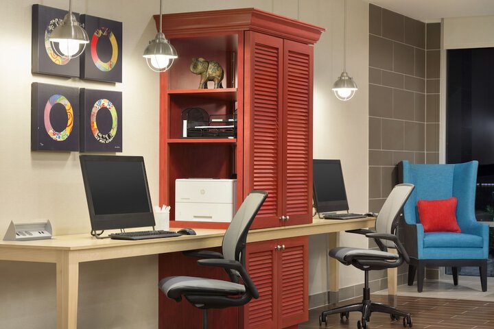 Business Center 22 of 22