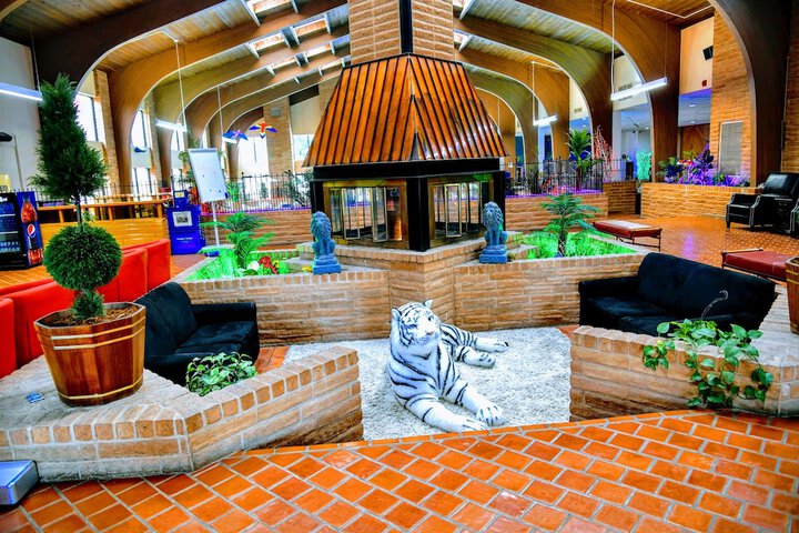 Douglas Inn & Conference Center