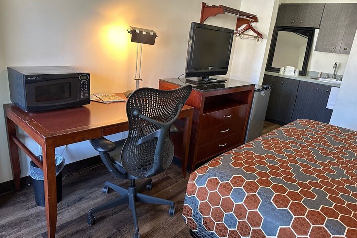 Room 18 of 22