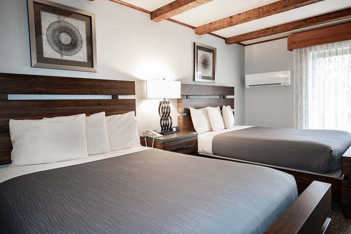 Room 46 of 64