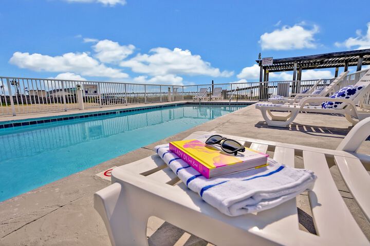 Pool 8 of 43